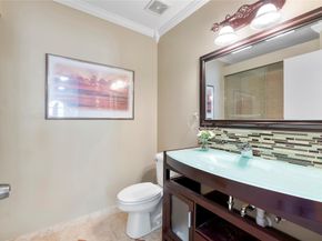 659 NW 88th Dr, Coral Springs FL 33071