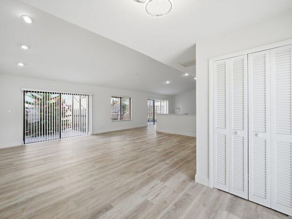 905 NW 22nd Avenue, Delray Beach FL 33445