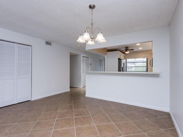 8535 Casa Del Lago 37e, Boca Raton FL 33433