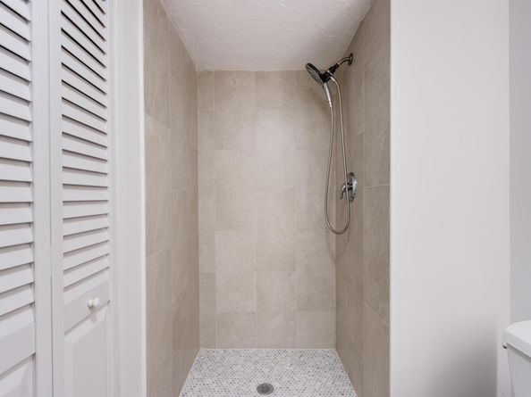 8535 Casa Del Lago 37e, Boca Raton FL 33433