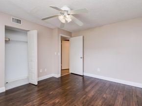 8535 Casa Del Lago 37e, Boca Raton FL 33433