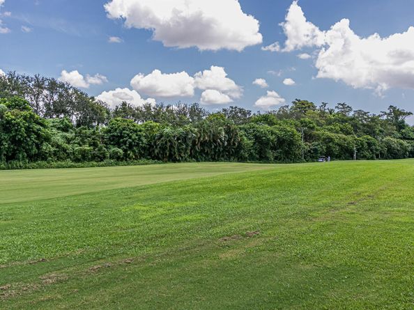 8535 Casa Del Lago 37e, Boca Raton FL 33433