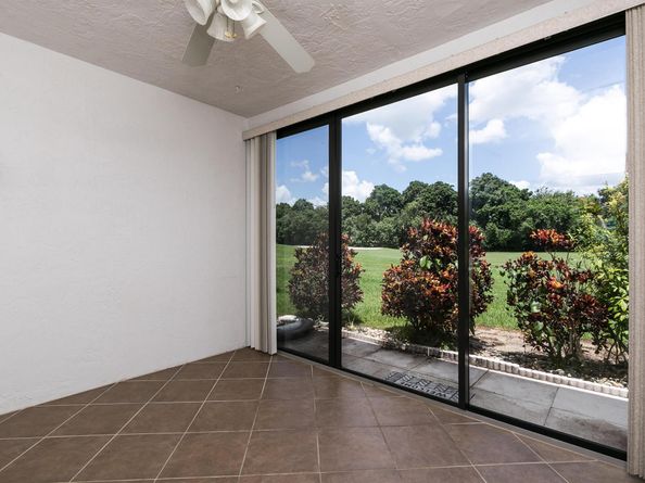 8535 Casa Del Lago 37e, Boca Raton FL 33433