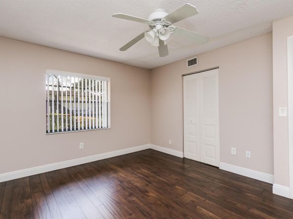 8535 Casa Del Lago 37e, Boca Raton FL 33433