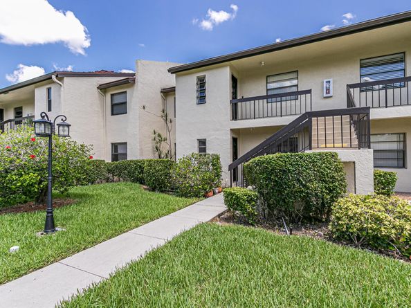 8535 Casa Del Lago 37e, Boca Raton FL 33433