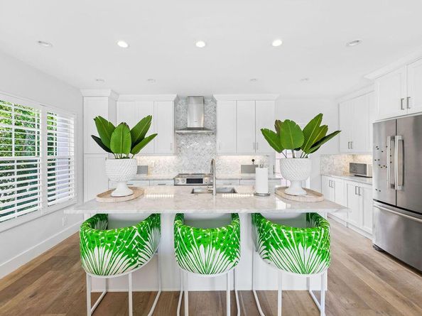 173 Peruvian Avenue 5, Palm Beach FL 33480