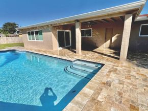 9720 NW 4 St, Pembroke Pines FL 33024