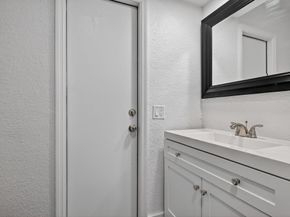 9720 NW 4 St, Pembroke Pines FL 33024