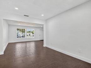 9720 NW 4 St, Pembroke Pines FL 33024