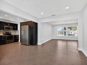 9720 NW 4 St, Pembroke Pines FL 33024