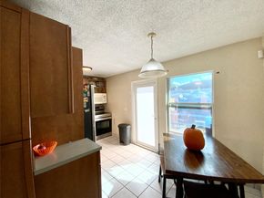 8160 SW 6th St, North Lauderdale FL 33068