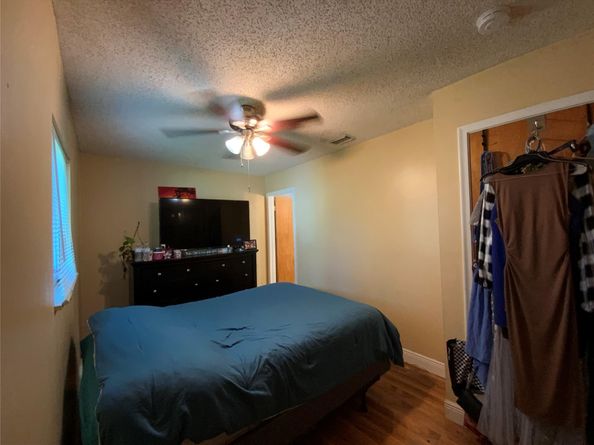 8160 SW 6th St, North Lauderdale FL 33068