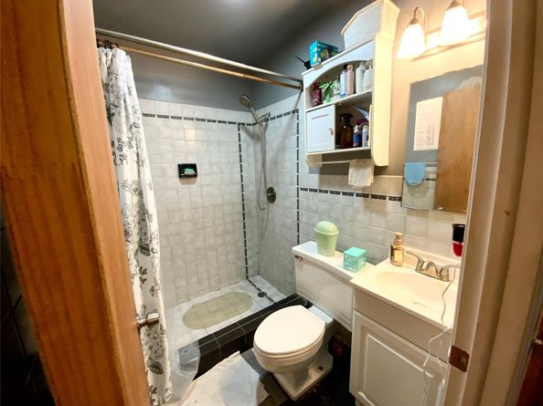 8160 SW 6th St, North Lauderdale FL 33068