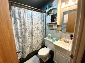 8160 SW 6th St, North Lauderdale FL 33068