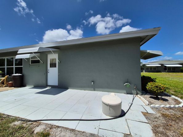 910 South Drive A, Delray Beach FL 33445