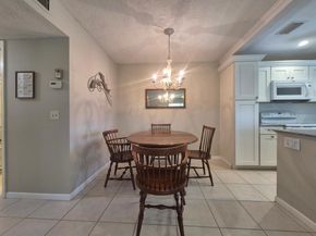 910 South Drive A, Delray Beach FL 33445