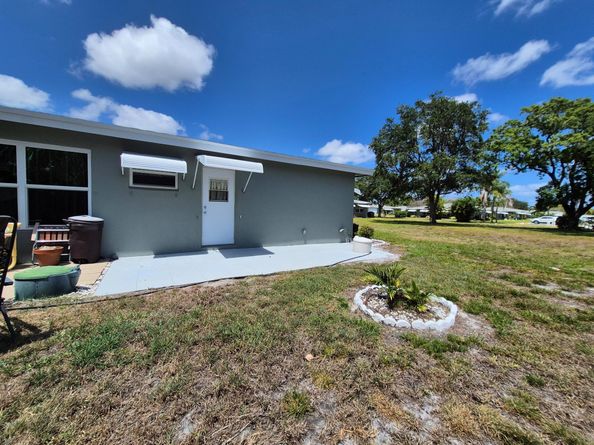 910 South Drive A, Delray Beach FL 33445