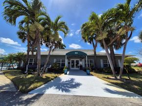 910 South Drive A, Delray Beach FL 33445