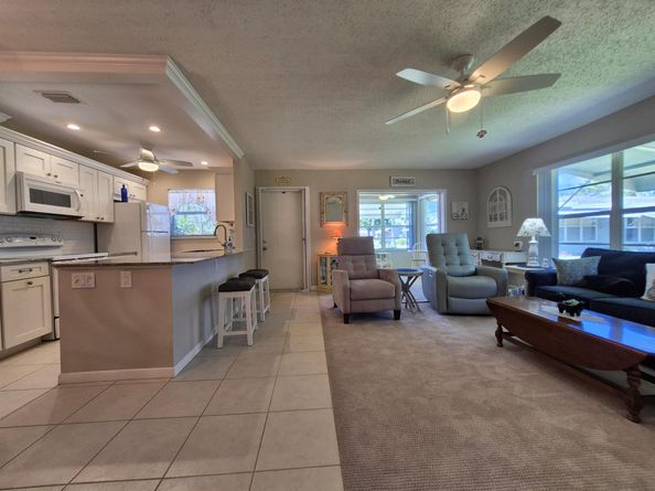 910 South Drive A, Delray Beach FL 33445