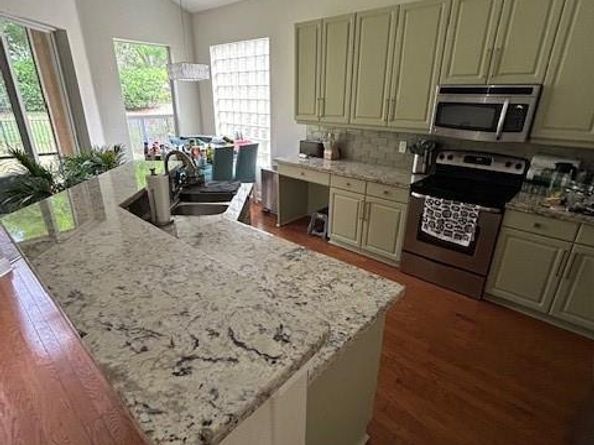 7233 NW 116th Way, Parkland FL 33076