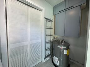 6100 NE 4th Ave, Oakland Park FL 33334