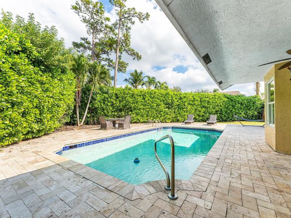 1212 Columbine Place, Wellington FL 33414