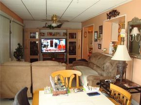 5809 NW 85th Ave, Tamarac FL 33321