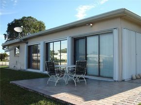 5809 NW 85th Ave, Tamarac FL 33321