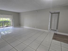 6200 S Falls Circle Dr 105, Lauderhill FL 33319