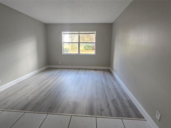 6200 S Falls Circle Dr 105, Lauderhill FL 33319