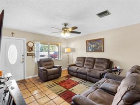 7822 SW 7th Ct, North Lauderdale FL 33068