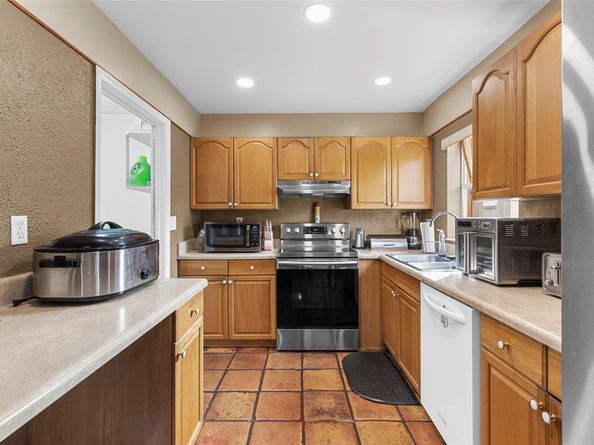 7822 SW 7th Ct, North Lauderdale FL 33068