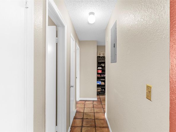 7822 SW 7th Ct, North Lauderdale FL 33068