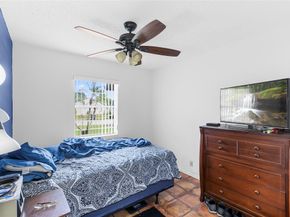 7822 SW 7th Ct, North Lauderdale FL 33068