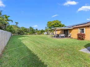 7822 SW 7th Ct, North Lauderdale FL 33068