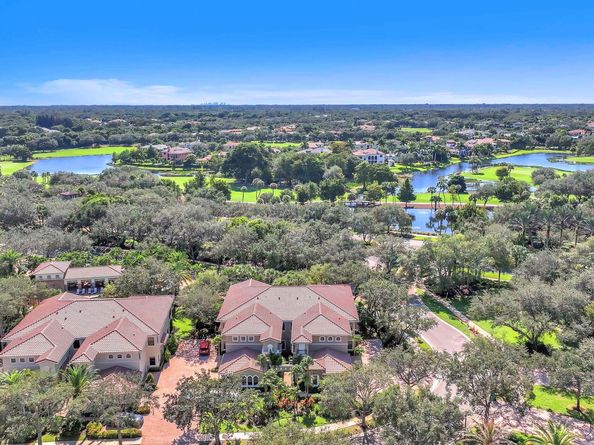 7574 Old Thyme Ct 9D, Parkland FL 33076