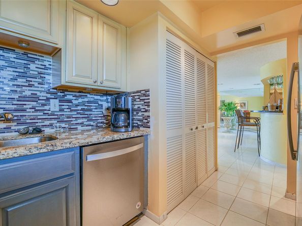 3930 Inverrary Blvd 608 D, Lauderhill FL 33319