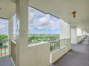 3930 Inverrary Blvd 608 D, Lauderhill FL 33319