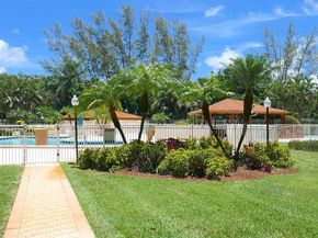 3930 Inverrary Blvd 608 D, Lauderhill FL 33319