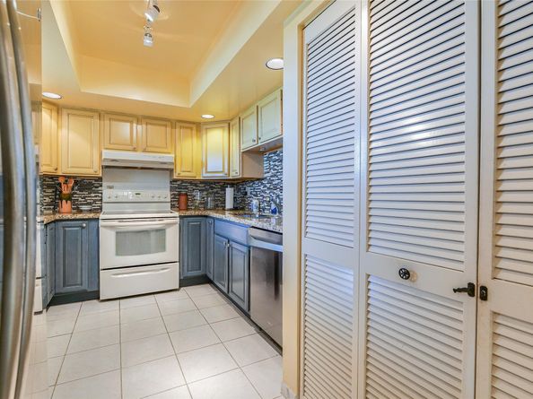 3930 Inverrary Blvd 608 D, Lauderhill FL 33319