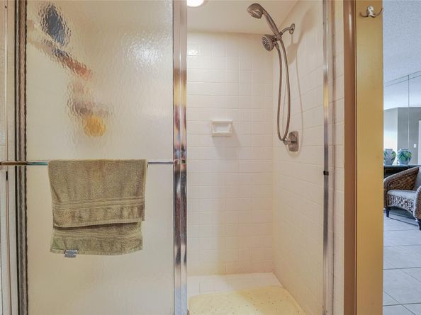 3930 Inverrary Blvd 608 D, Lauderhill FL 33319