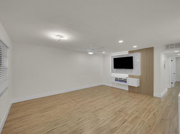 582 Flanders M Drive, Delray Beach FL 33484