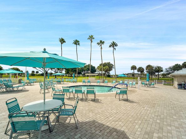 582 Flanders M Drive, Delray Beach FL 33484