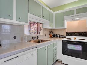 4800 NW 35th St 612, Lauderdale Lakes FL 33319