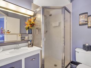 4800 NW 35th St 612, Lauderdale Lakes FL 33319