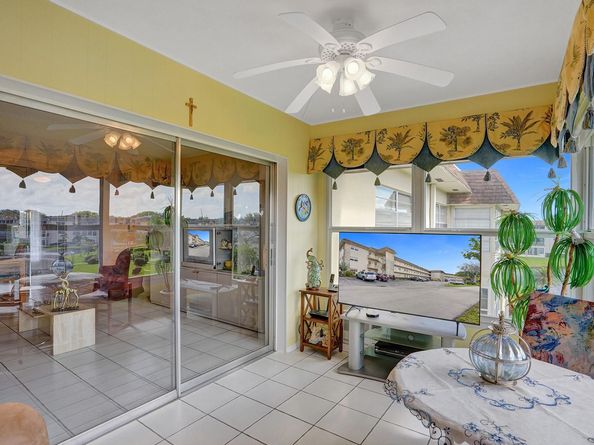 4800 NW 35th St 612, Lauderdale Lakes FL 33319