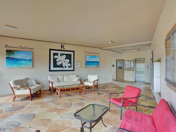 4800 NW 35th St 612, Lauderdale Lakes FL 33319