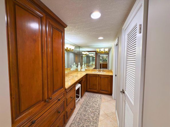 406 Bridgewood Court, Boca Raton FL 33434