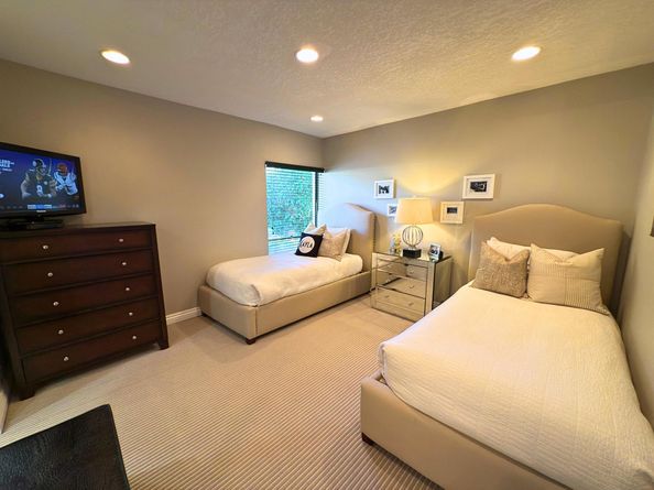 406 Bridgewood Court, Boca Raton FL 33434