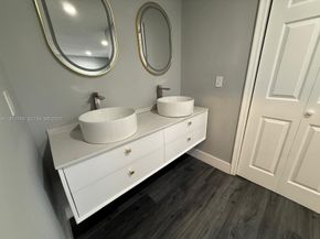 2700 N 34th Avenue I, Hollywood FL 33021